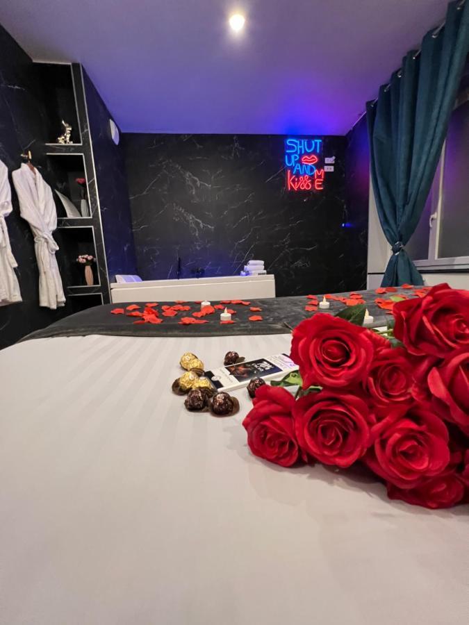 R.Suite Saint-Etienne  Zewnętrze zdjęcie