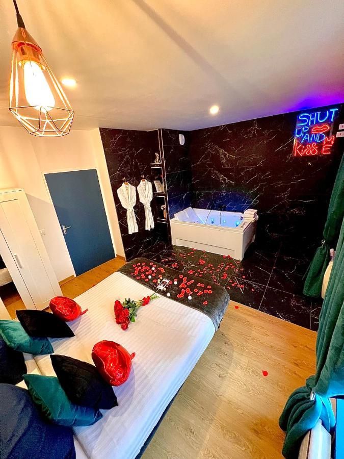 R.Suite Saint-Etienne  Zewnętrze zdjęcie