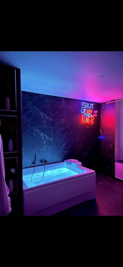R.Suite Saint-Etienne  Zewnętrze zdjęcie